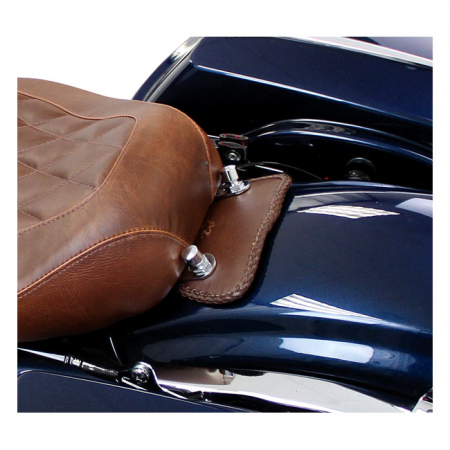 MUSTANG, MINI FENDER BIB. PLAIN WITH BRAIDED EDGES. BROWN