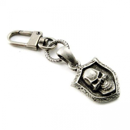 AMIGAZ SKULL SHIELD CLIP-ON KEY CHAIN