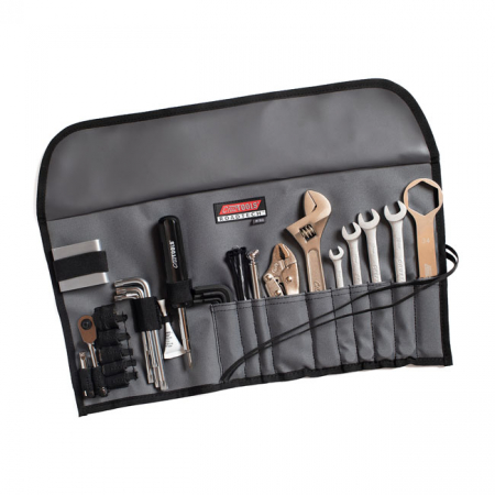 CRUZTOOLS ROADTECH B2 TOOL KIT FOR BMW